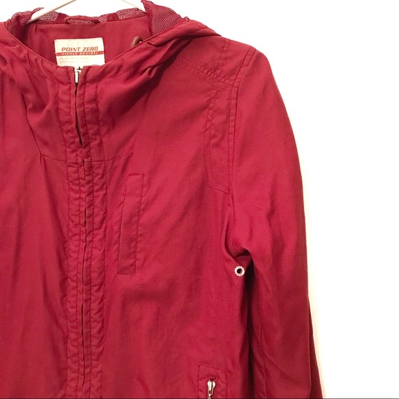 3/20$ Point zero medium red jacket - Picture 3 of 12